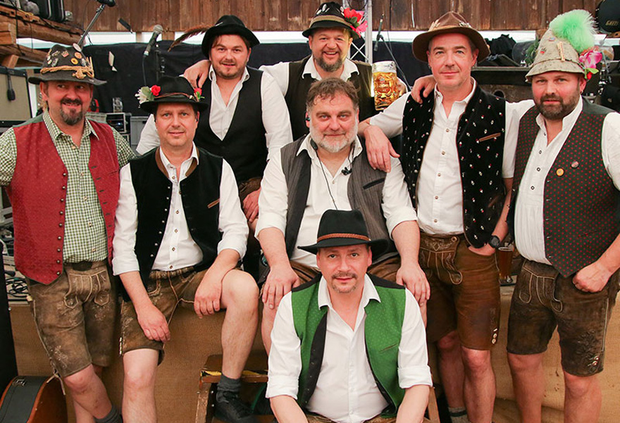 Passauer Starkbiertage mit Stefan Otto und Markus Langer musikalisch umrahmt von den Schwaiger Buam Passauer Starkbiertage mit Stefan Otto und Markus Langer musikalisch umrahmt von den Schwaiger Buam